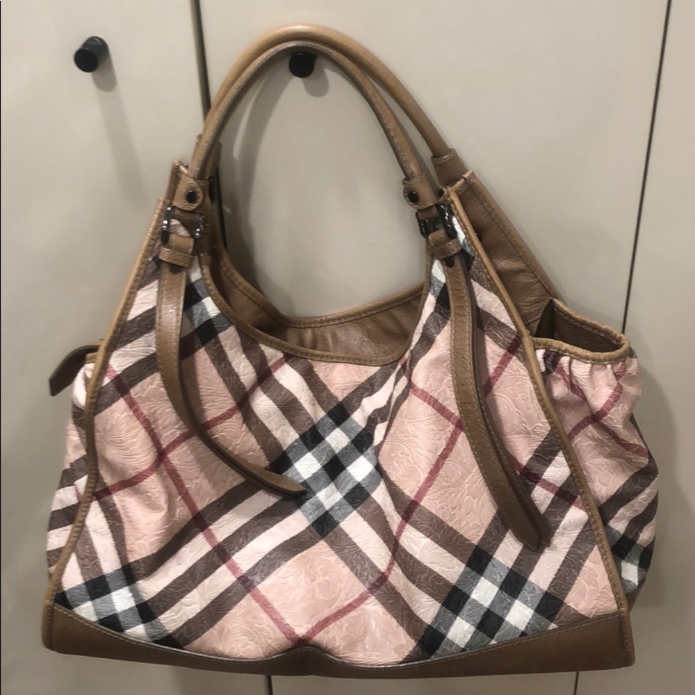 Authentic Rare Burberry Bag❤️❤️